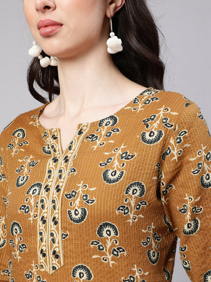 Women's Mustard Straight Tunic With Three Quaretr Sleeves