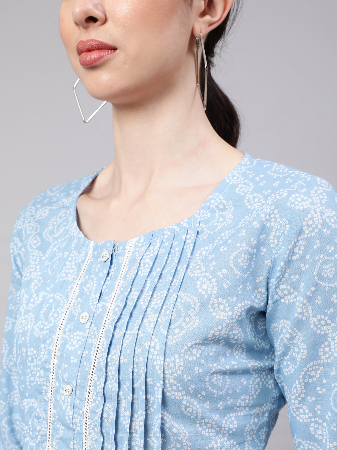 Women's Blue Straight Tunic With Three Quaretr Sleeves