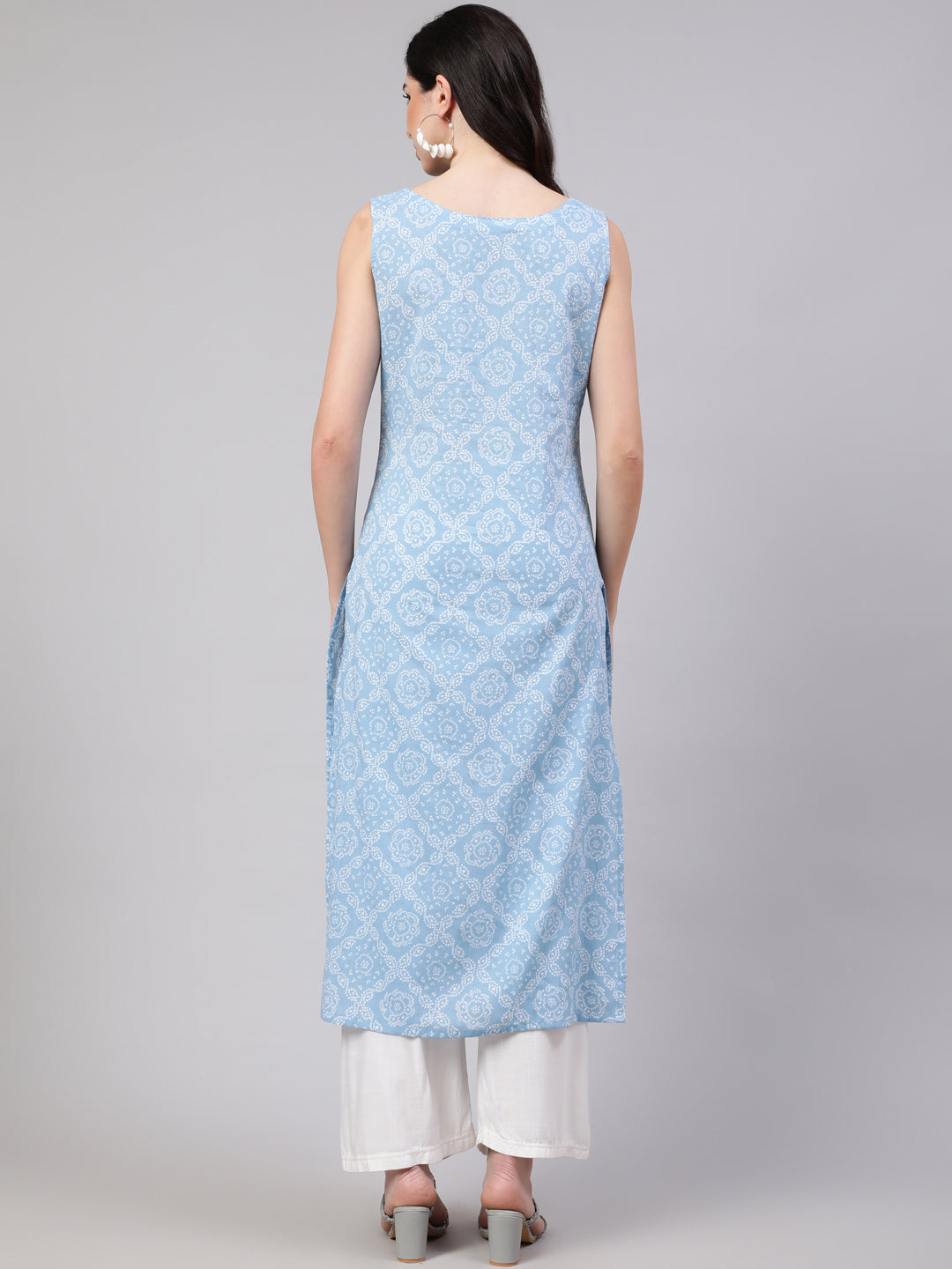 Women's Blue Ethnic Printed Straight Sleevless Kurta