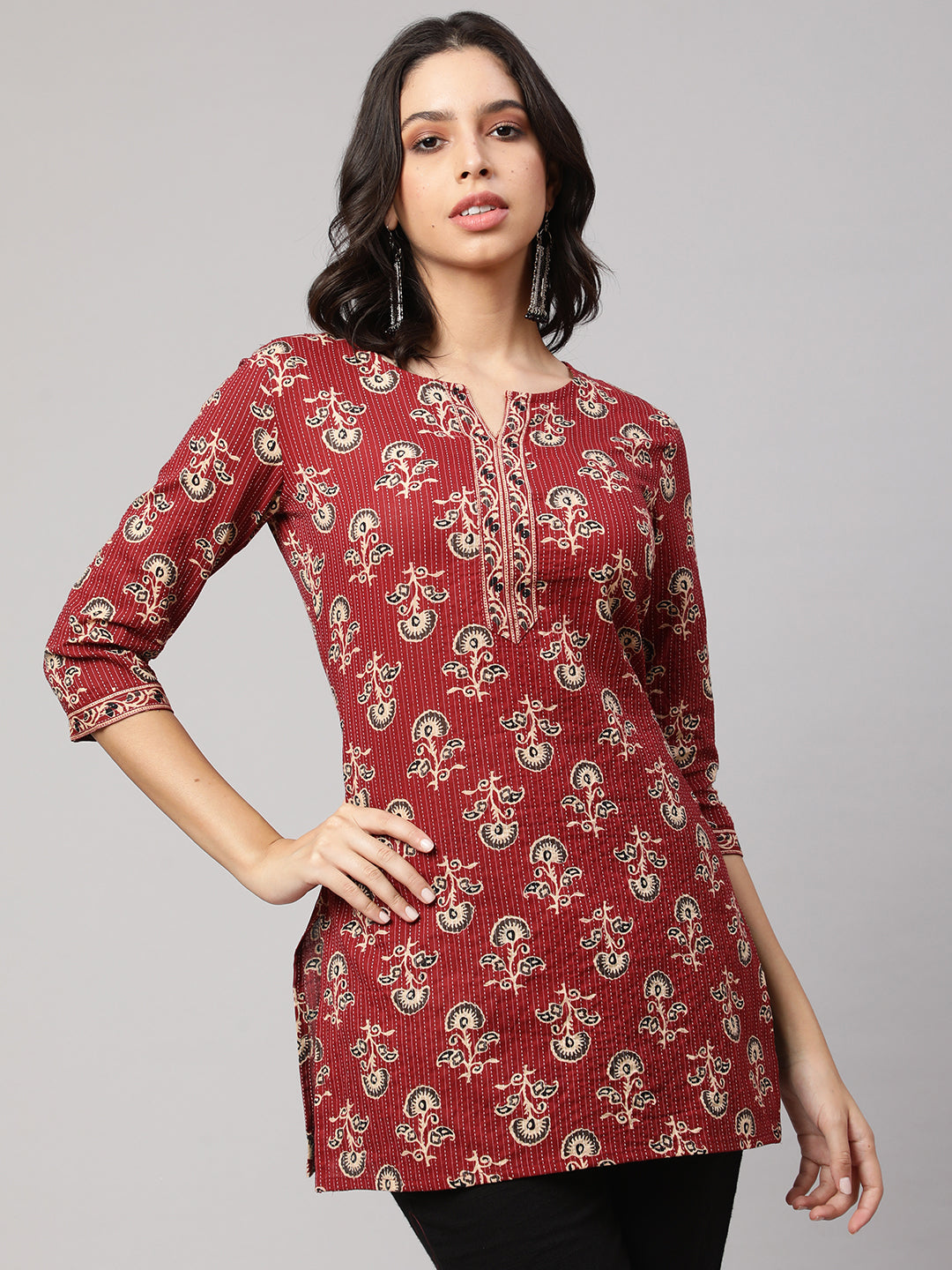 Women's Maroon Straight Tunic With Three Quaretr Sleeves