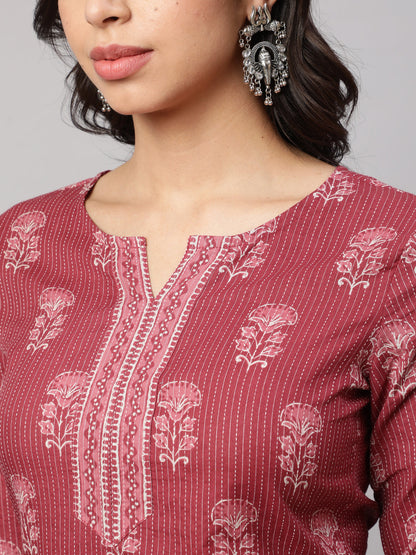 Women's Mauve Straight Tunic With Three Quaretr Sleeves