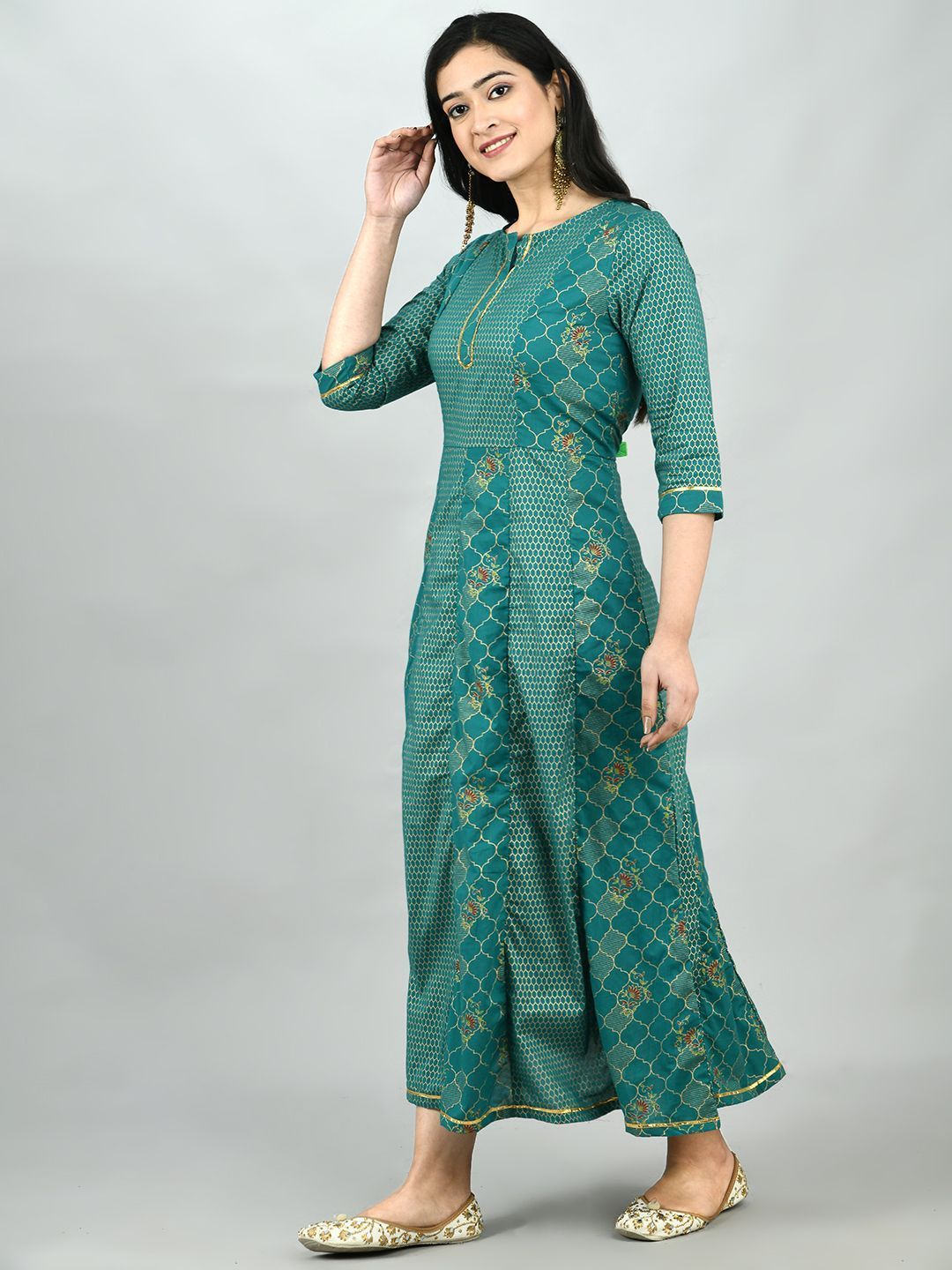 Women's Green Cotton Printed 3/4 Sleeve Round Neck Casual Dress