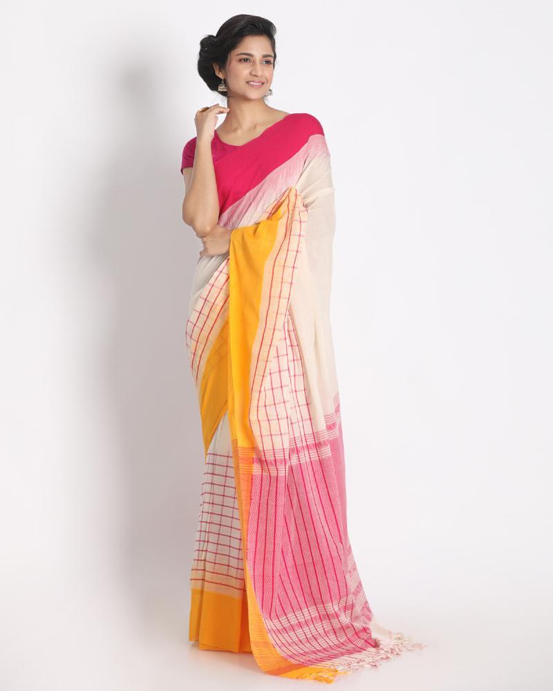 Women's Ganga Jamuna Taitai Border Off White Handloom Cotton Saree