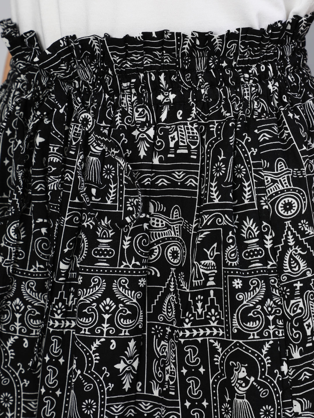Women's Black Printed Wide Legged Printed Plazo With Side Pockets - N