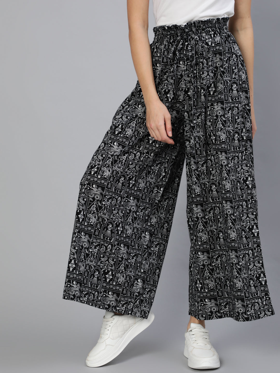 Women's Black Printed Wide Legged Printed Plazo With Side Pockets