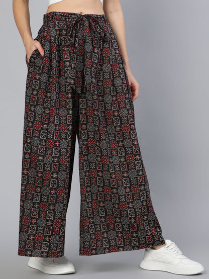 Women's Black Wide Legged Printed Plazo With Side Pockets