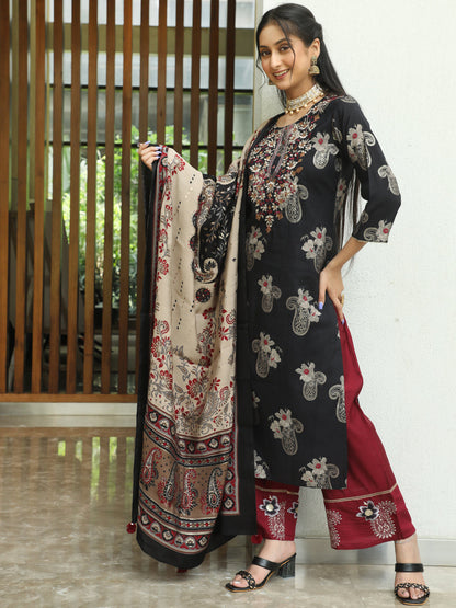 Women's Black Ethinc Motifs Kurta Set With Dupatta