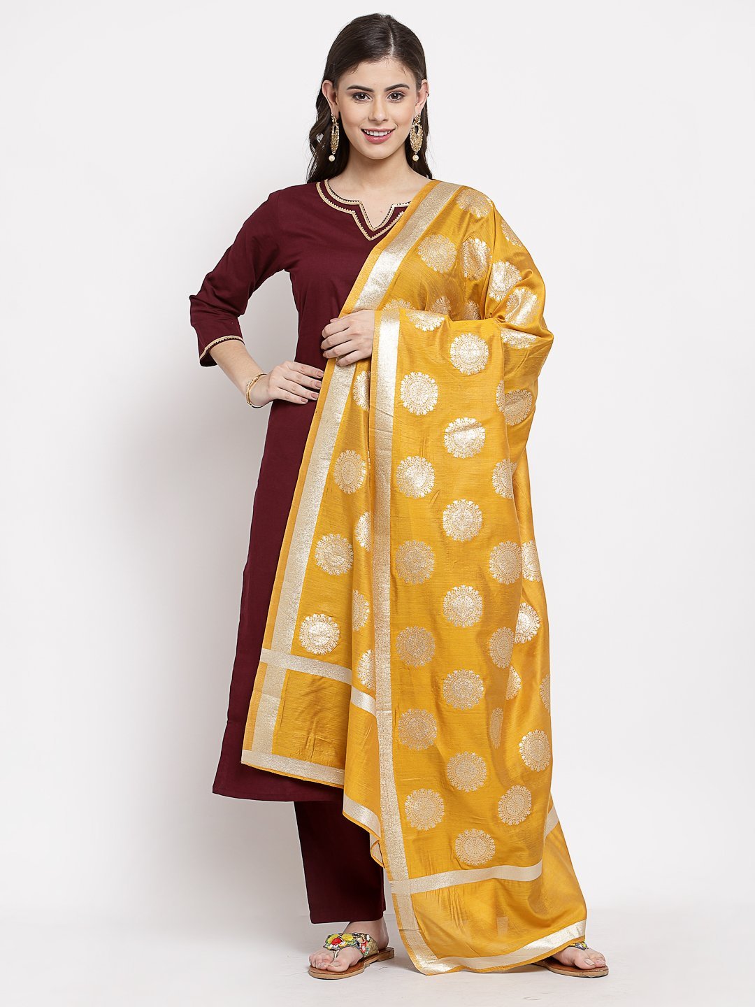 Women's Burgundy Cotton Solid 3/4 Sleeve Square Neck Casual Kurta Pant Dupatta Set