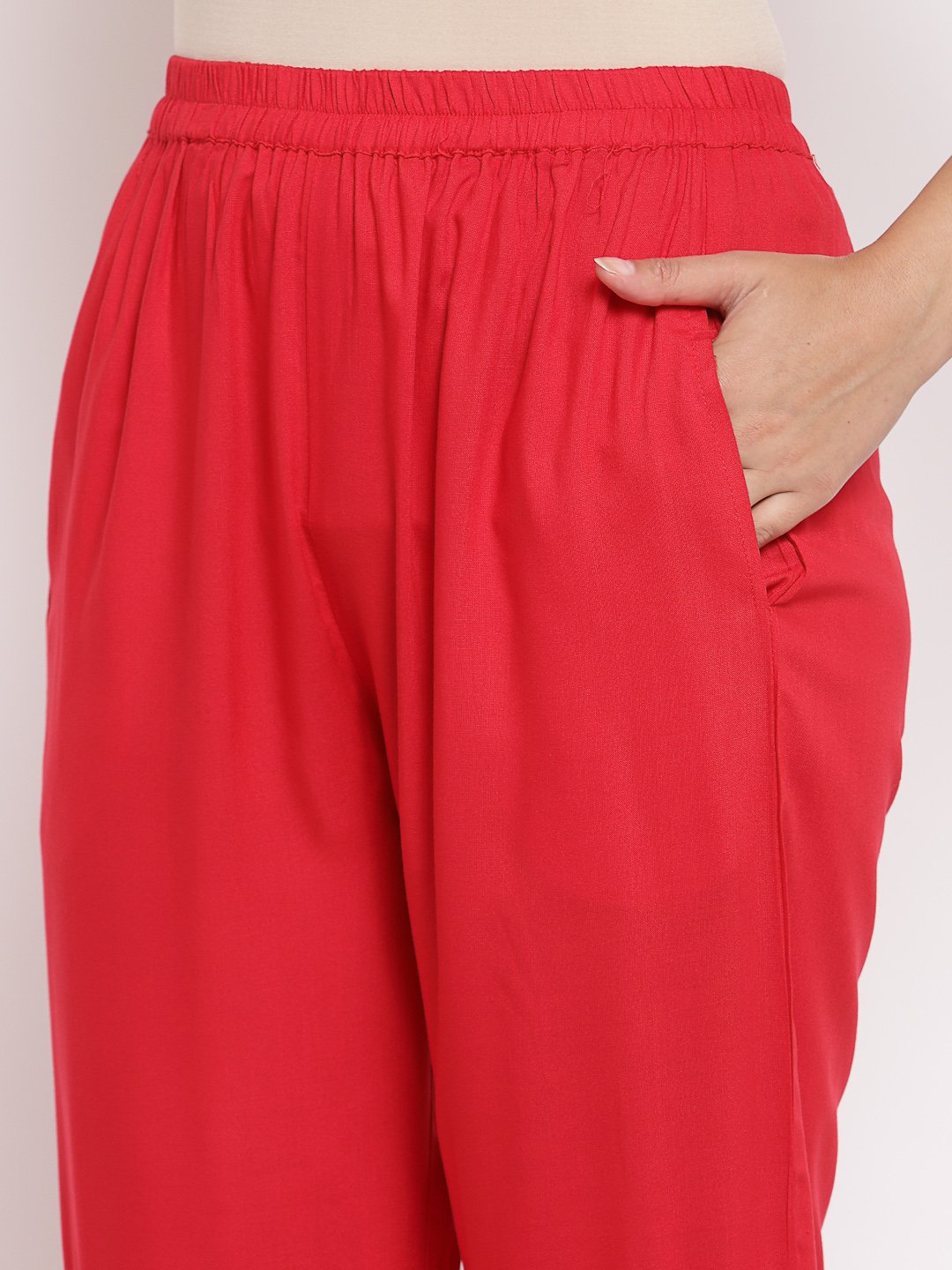 Women's Red Cotton Solid 3/4 Sleeve Square Neck Casual Kurta Pant Dupatta Set
