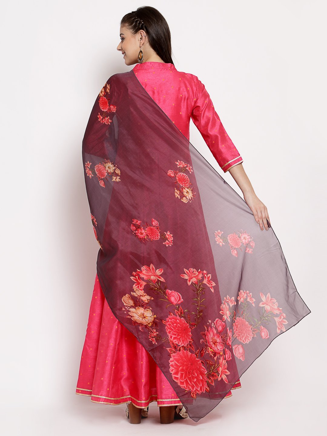 Women's Pink Silk Solid 3/4 Sleeve Round Neck Casual Anarkali Gown