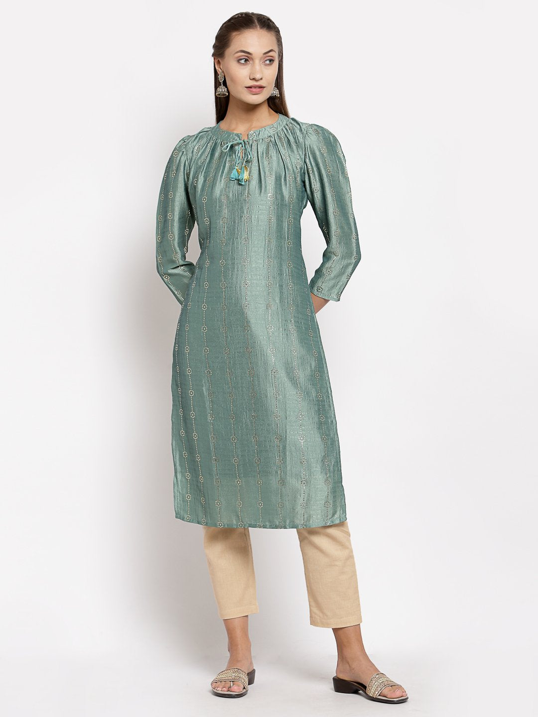 Women's Green Silk Solid Full Sleeve Round Neck Casual Kurta