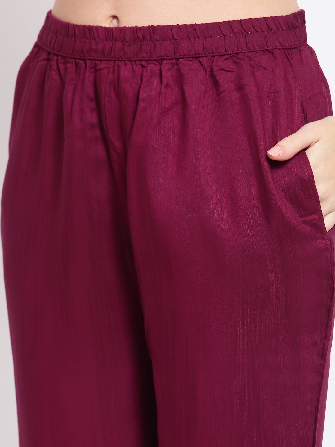 Women's Burgandy Solid Cotton Half Sleeve V Neck Casual Kurta Pant Dupatta Set