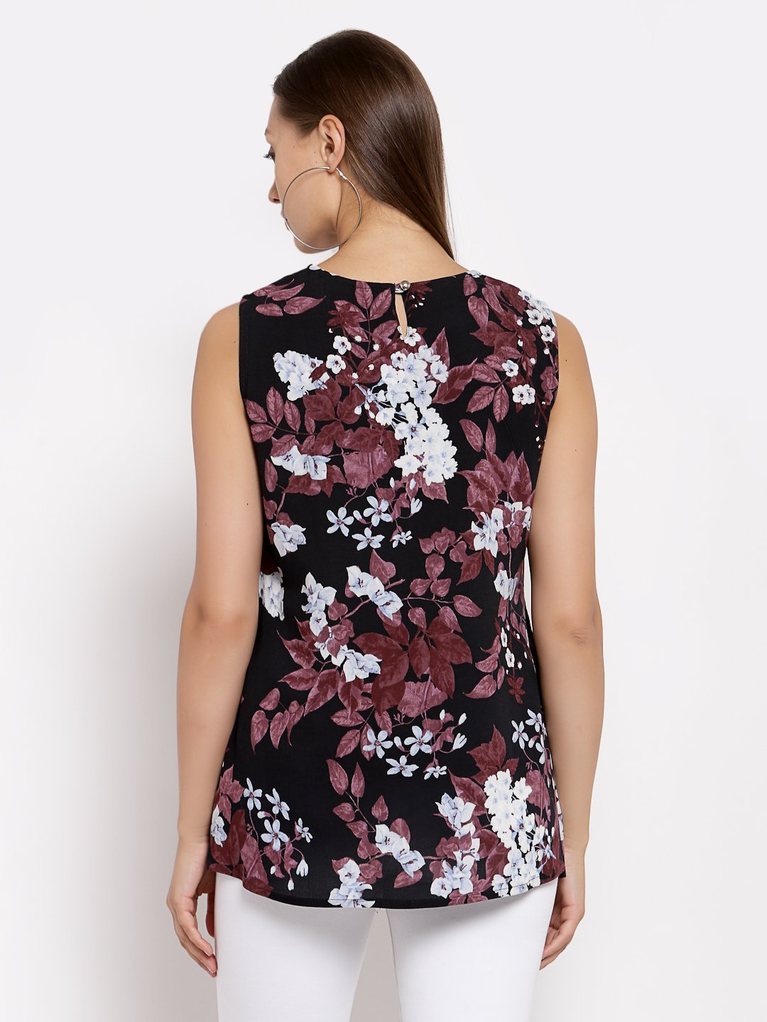 Women Black floral Printed Top by Myshka (