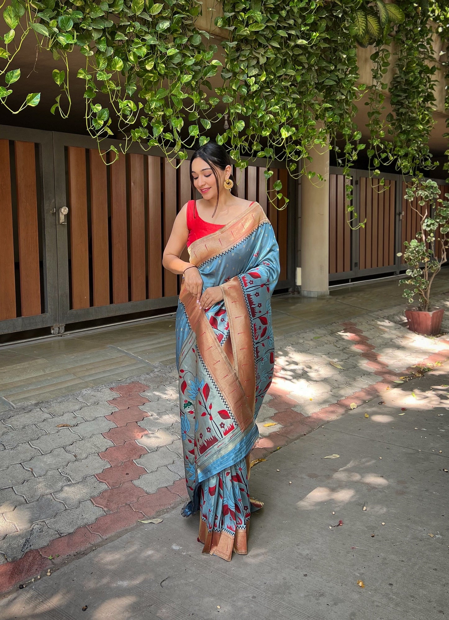 Women's Pastel Blue Titli Royal Paithani Silk Zari Woven Saree