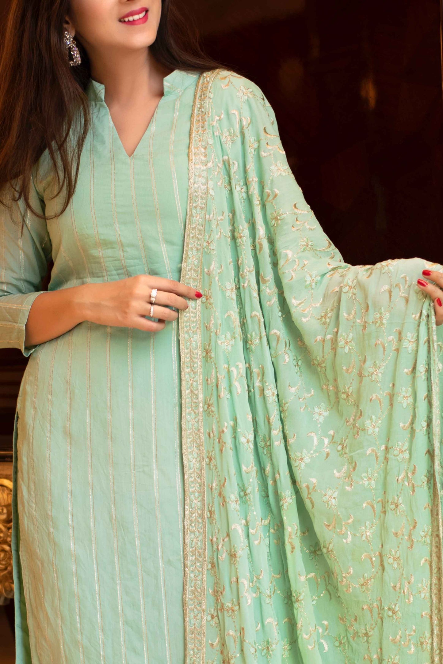 Women's Pista Green Kurta Set With Chinon Heavy Zari Work Dupatta (3pcs Set)
