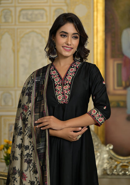 Color_Black