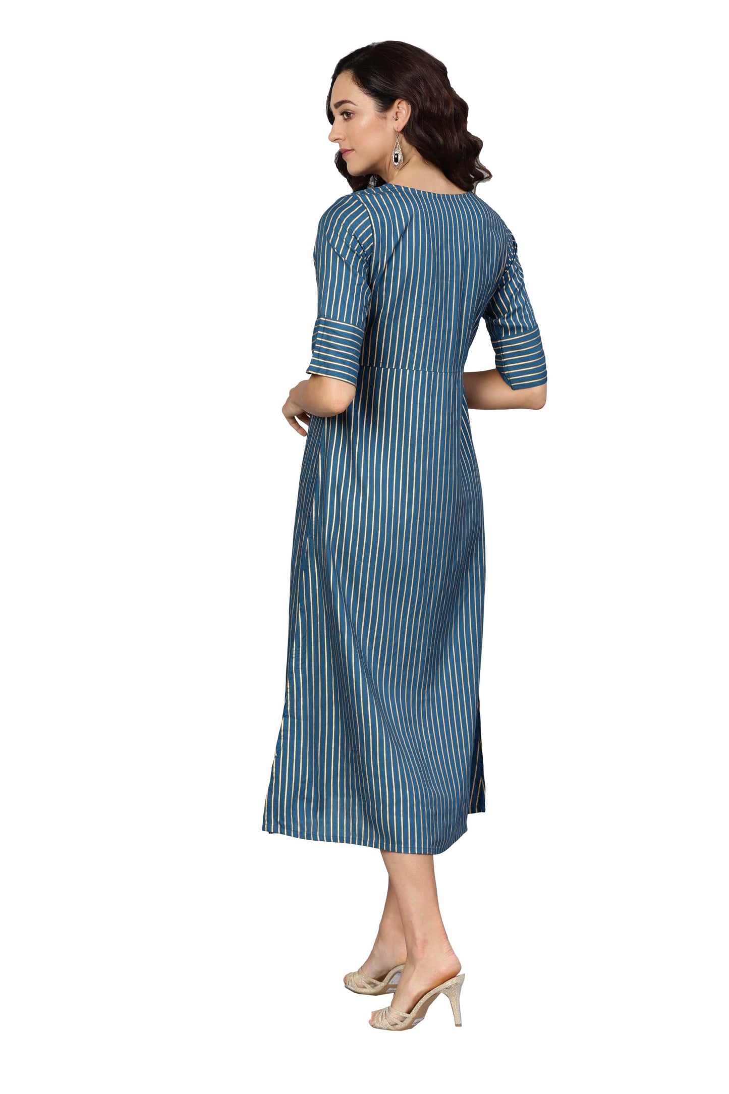 Women's Green Rayon Solid Half Sleeve Round Neck Dress