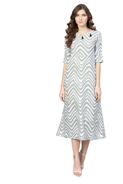 Women's Grey Cotton Solid Half Sleeve Round Neck Dress
