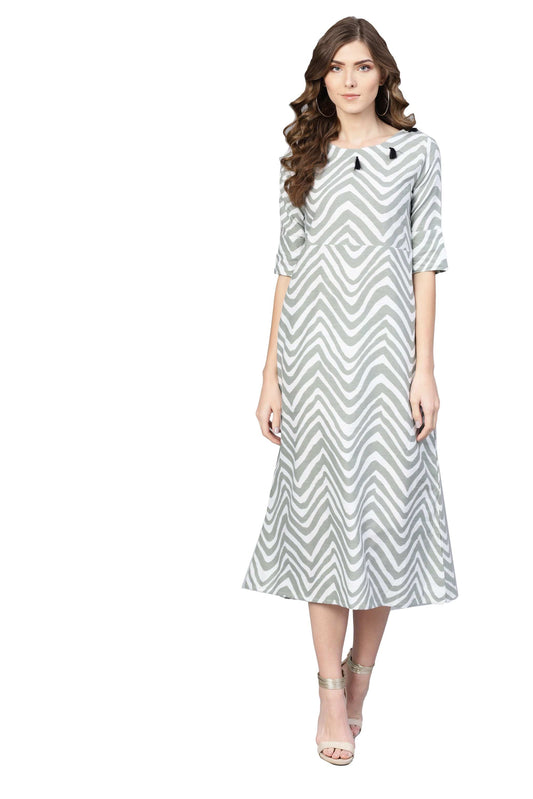 Women's Grey Cotton Solid Half Sleeve Round Neck Dress