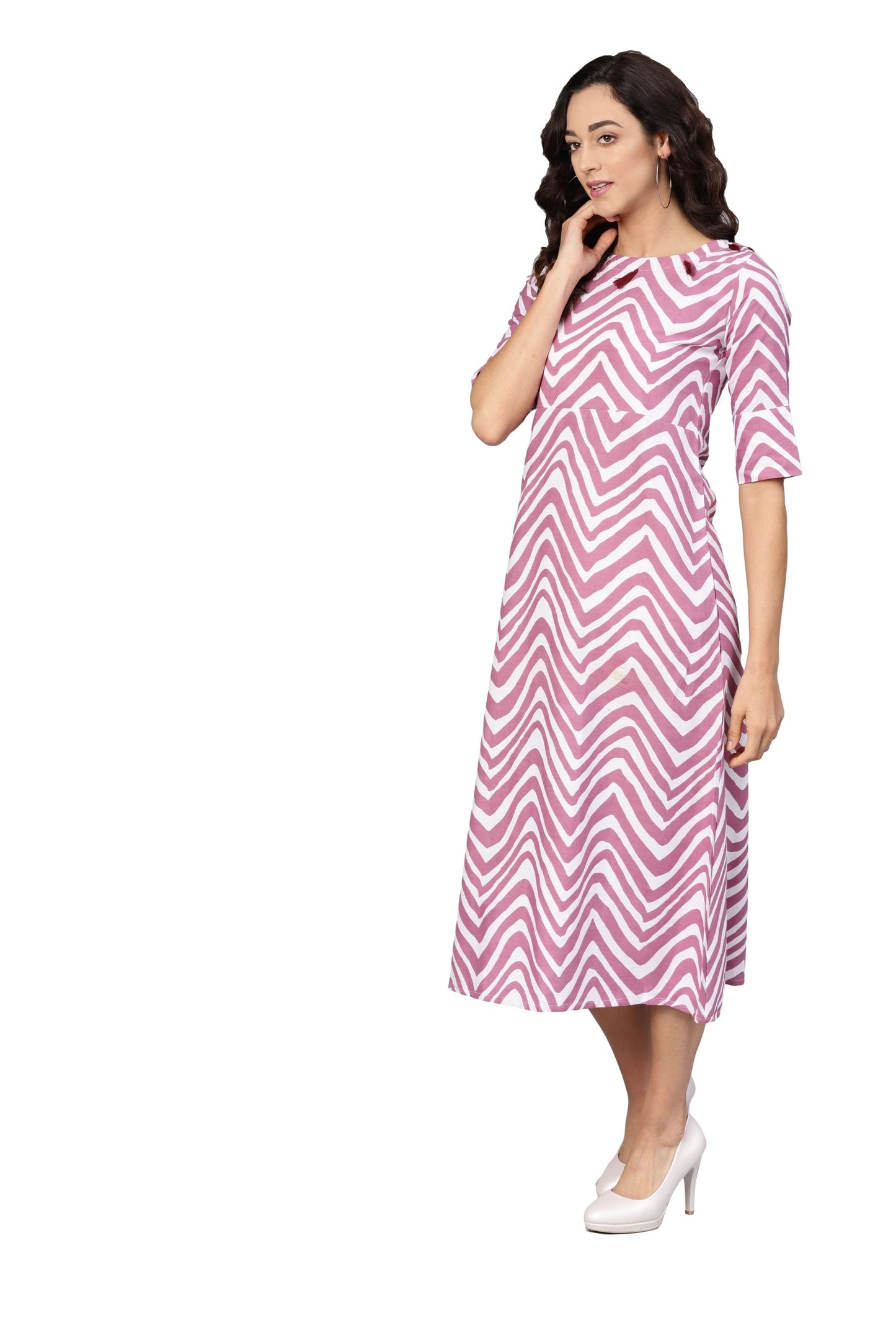 Women's Pink Cotton Solid Half Sleeve Round Neck Dress