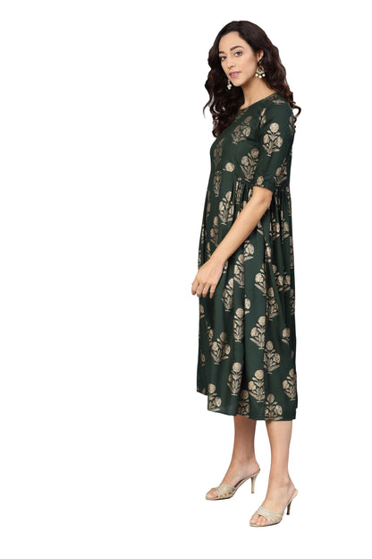 Women's Green Rayon Printed 3/4 Sleeve Round Neck Dress