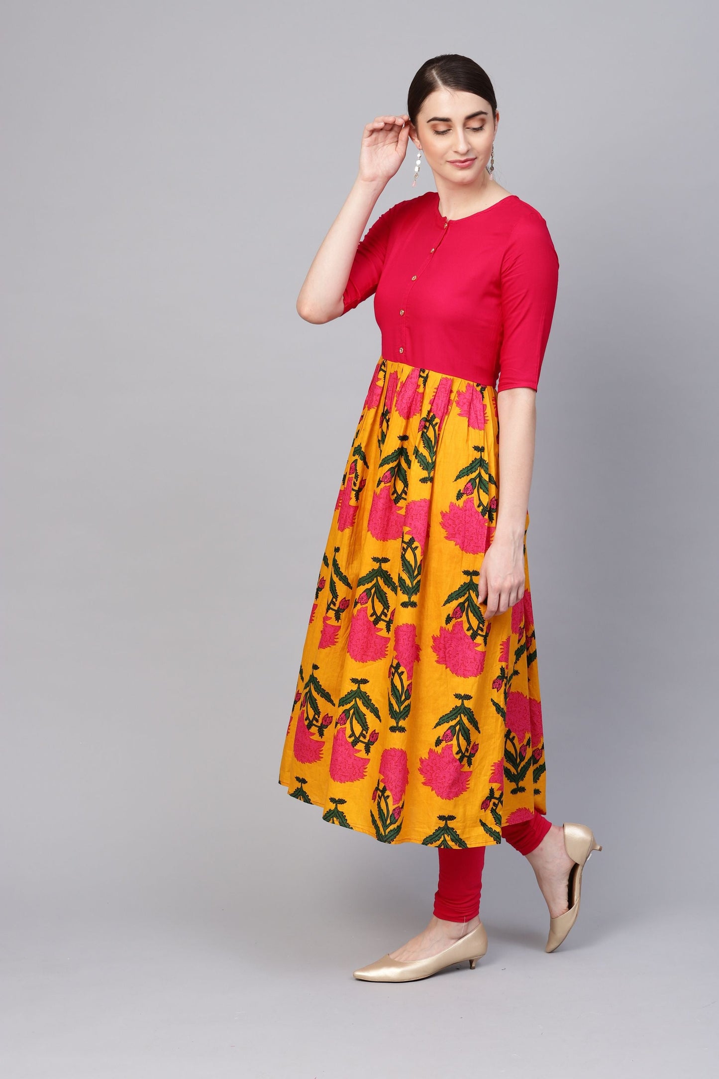 Women's Pink Cotton Printed Half Sleeve Round Neck Kurti