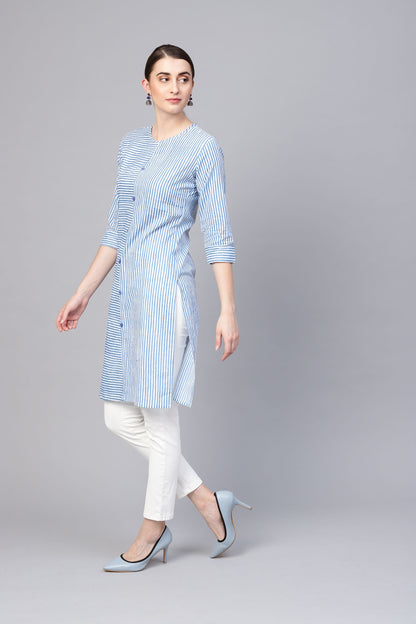 Women's Blue Cotton Solid 3/4 Sleeve Collar Neck Kurti
