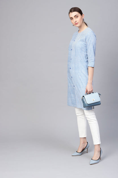 Women's Blue Cotton Solid 3/4 Sleeve Collar Neck Kurti