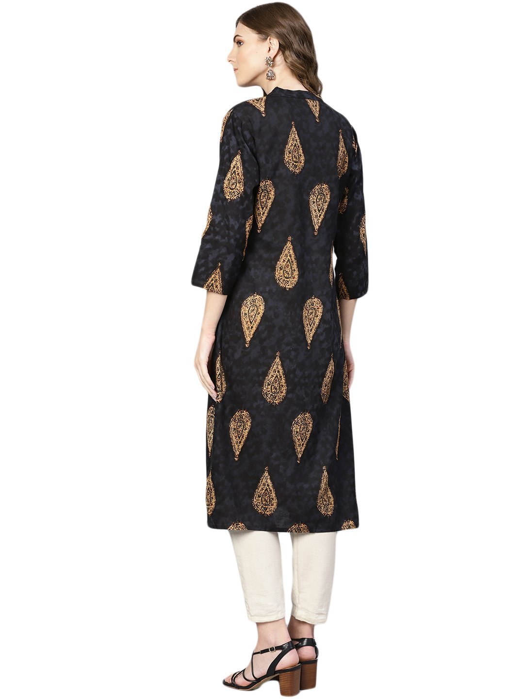 Women's Black Rayon Solid 3/4 Sleeve V-Neck Kurta Only