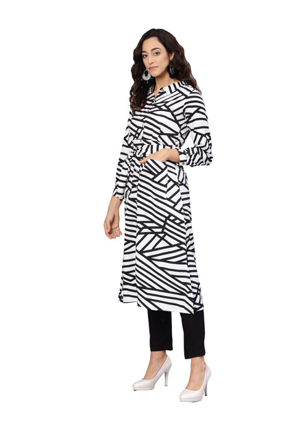Women's Black & White Poly Crepe Solid 3/4 Sleeve Collar Neck Kurti