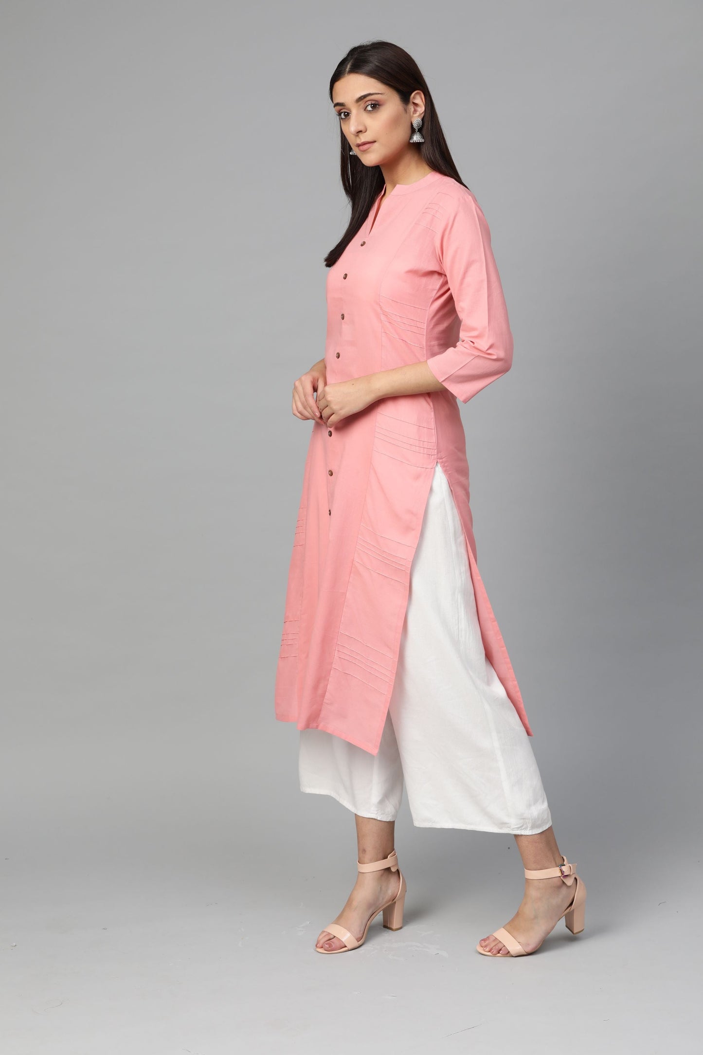 Women's Pink Cotton Solid 3/4 Sleeve Mandarin Neck Casual Kurta Only