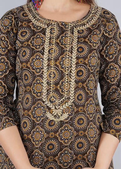 Color_Brown