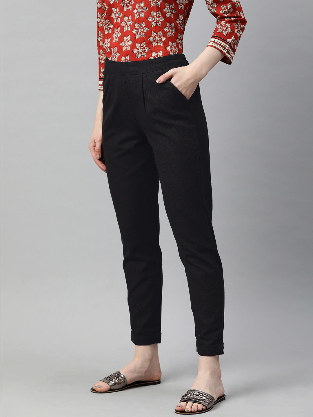 Color_Black