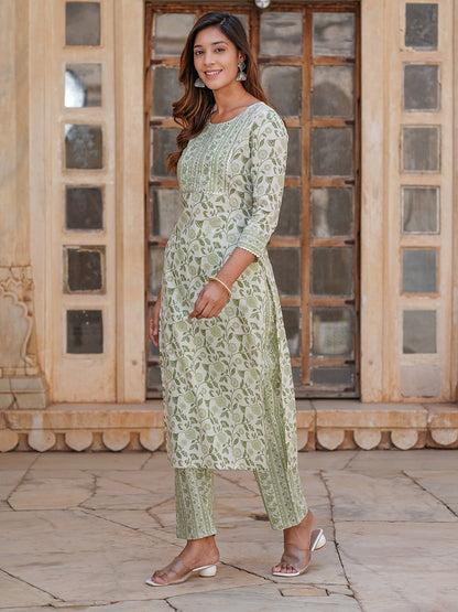 Women's White And Green Cotton Kurta