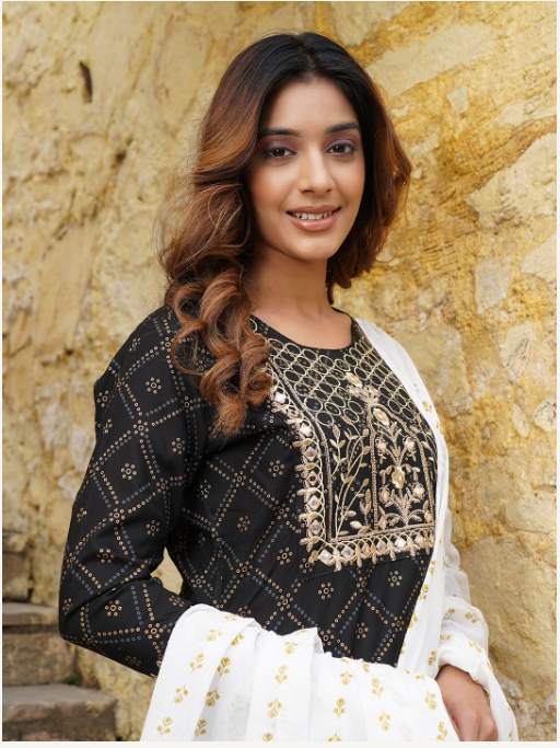 Women's Black Viscose Rayon Kurta Set