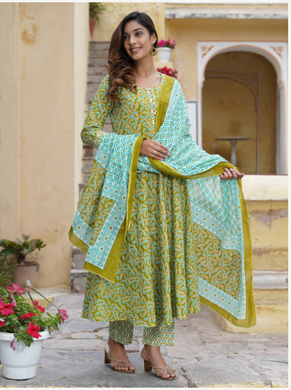 Women's Green Cotton Kurta Set