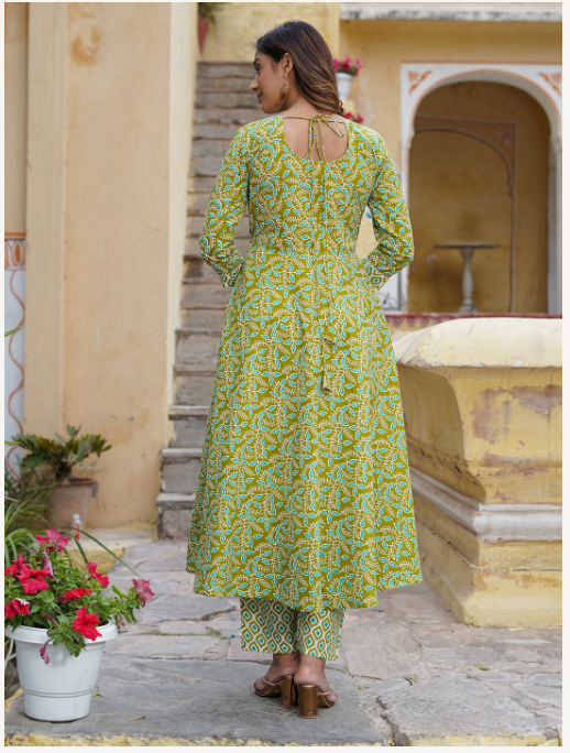 Women's Green Cotton Kurta Set
