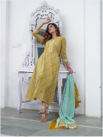 Women's Mustard Cotton Kurta Set