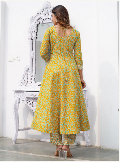 Women's Mustard Cotton Kurta Set