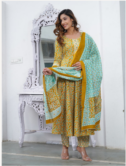 Women's Mustard Cotton Kurta Set