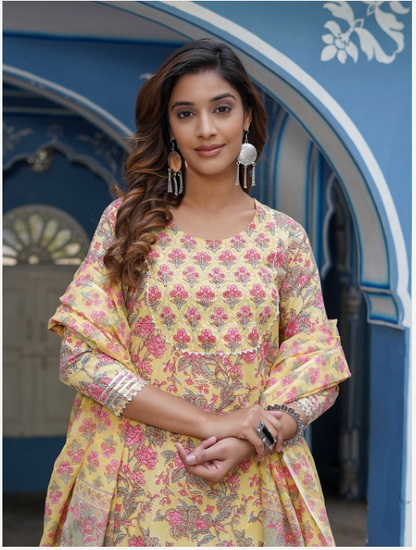 Women's Mustard Cotton Kurta Set