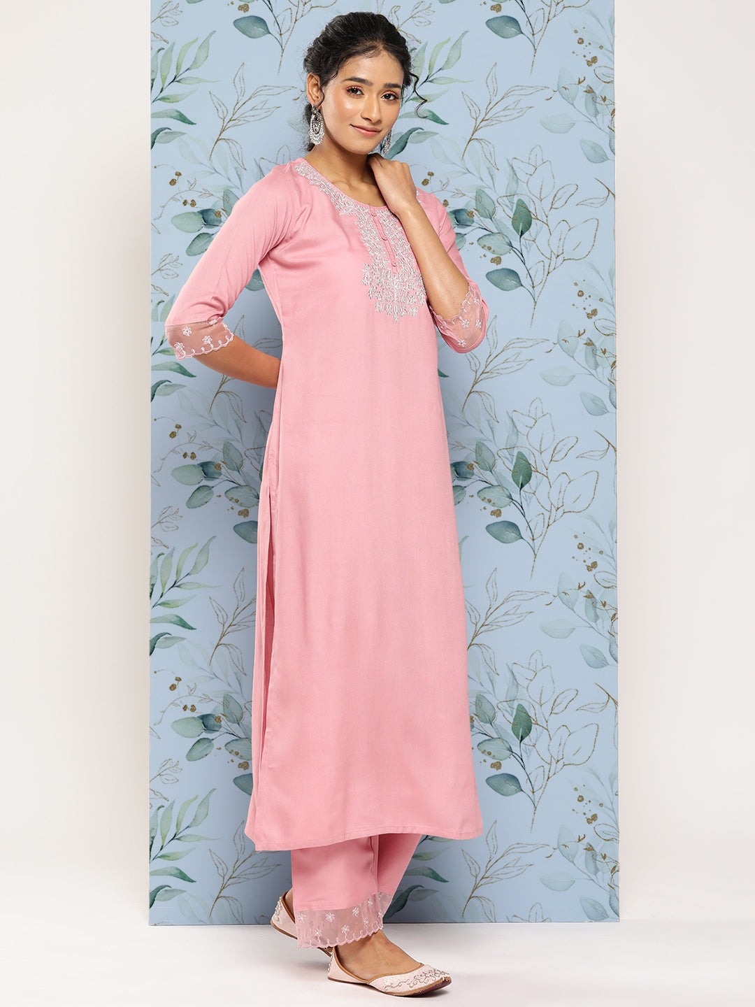 Women's Pink Embroidered Straight Kurta With Palazzo And Net Dupatta