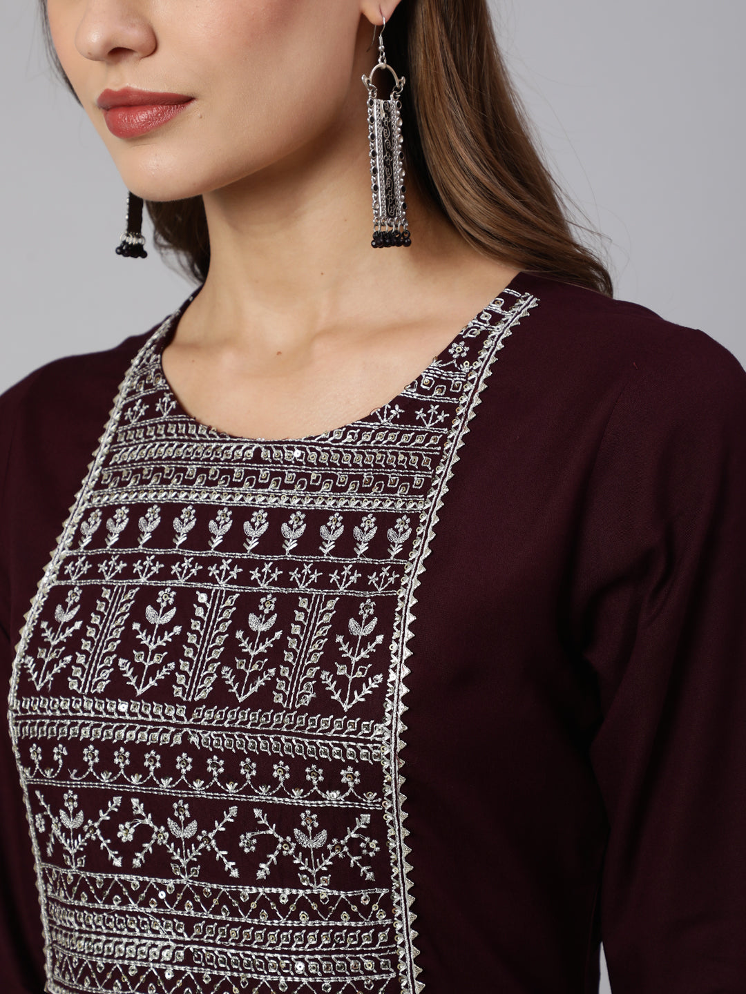 Women's Burgundy Embroidered Straight Kurta With Three Quarter Sleeves