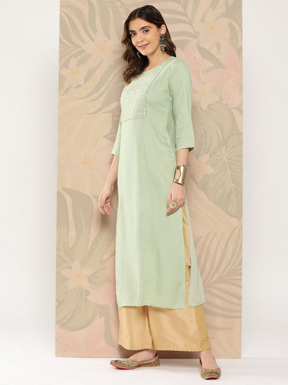 Women's Green Embroidered Printed Straight Kurta With Three Quarter Sleeves