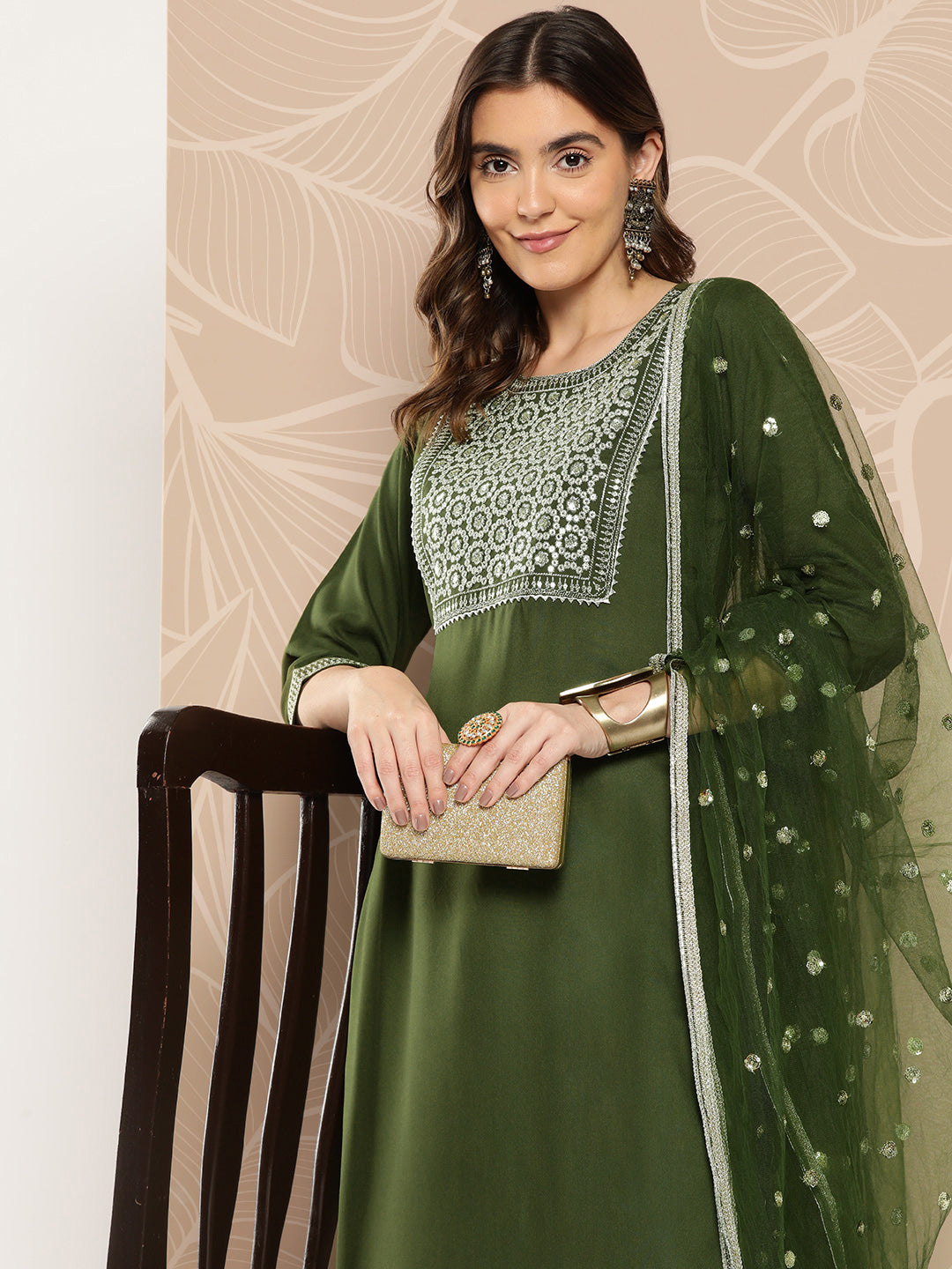 Women's Green Embroidered Straight Kurta With Palazzo And Dupatta