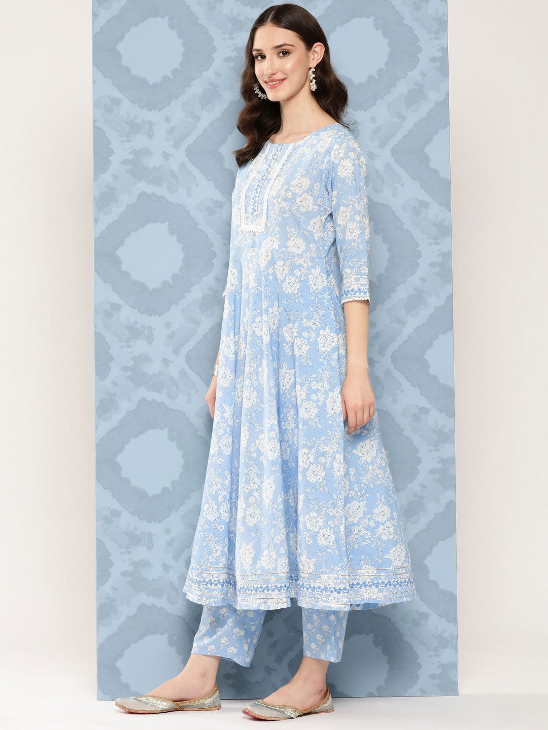 Women's Blue Printed Flared Kurta And Trouser With Dupatta