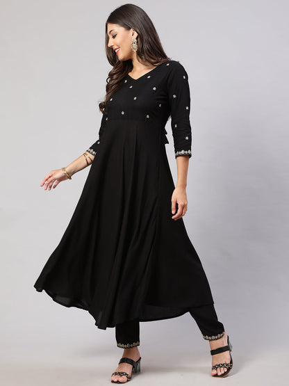 Women's Black Embroidered Flared Kurta With Trouser And Net Dupatta