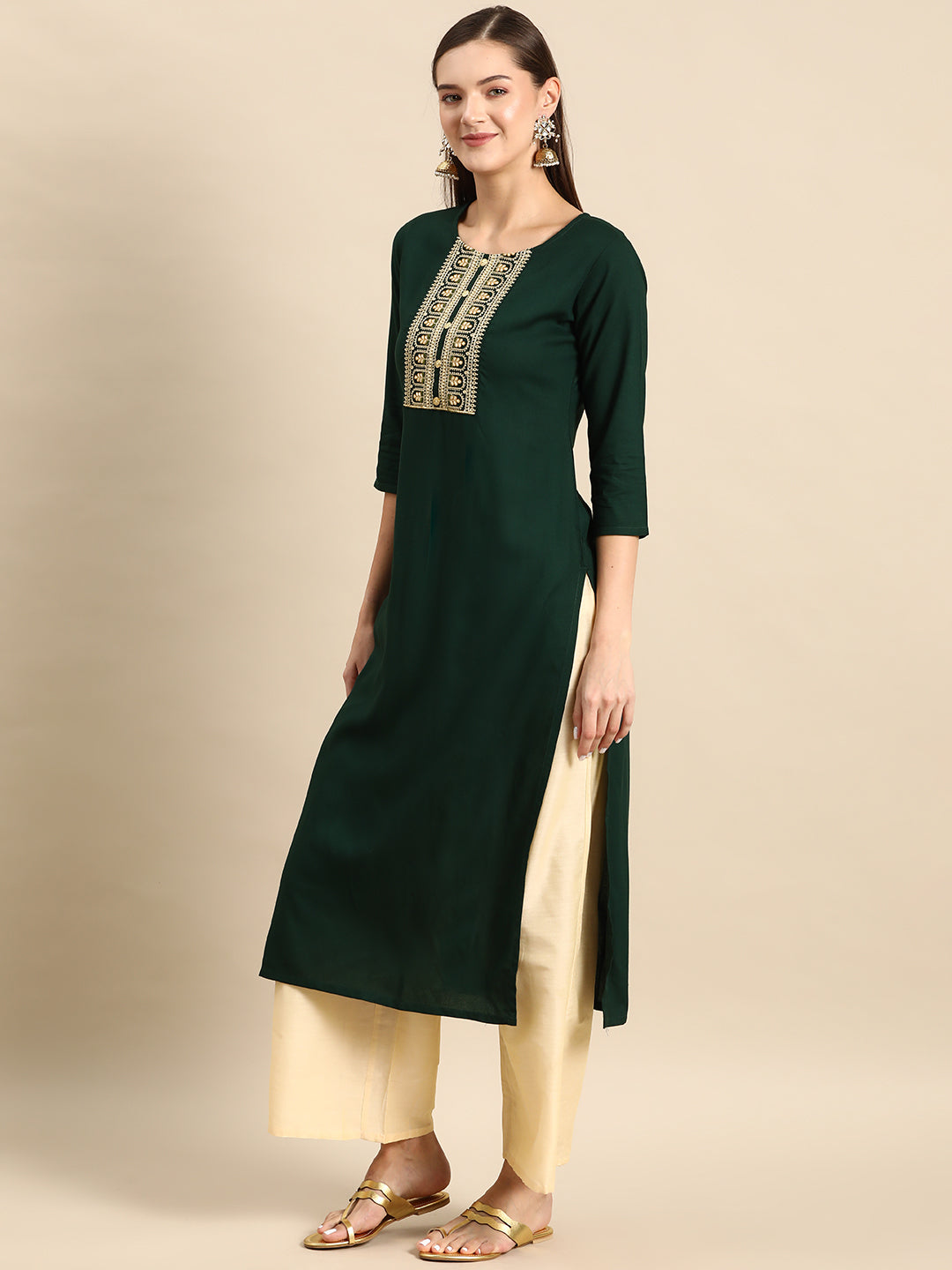 Women's Green Embroidered Yoke Desgin Straight Kurta