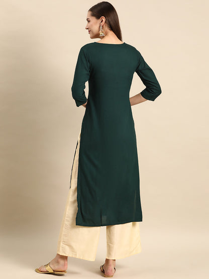 Women's Green Embroidered Yoke Desgin Straight Kurta