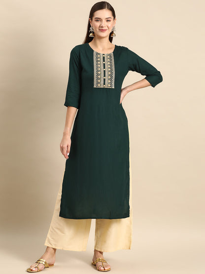 Women's Green Embroidered Yoke Desgin Straight Kurta